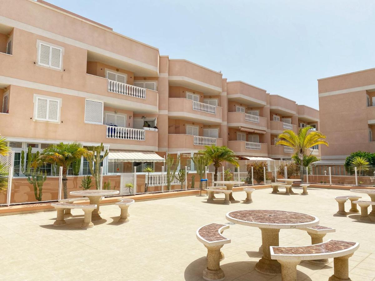 Hugo'S Holiday Apartment In Costa Del Silencio Arona  Eksteriør bilde